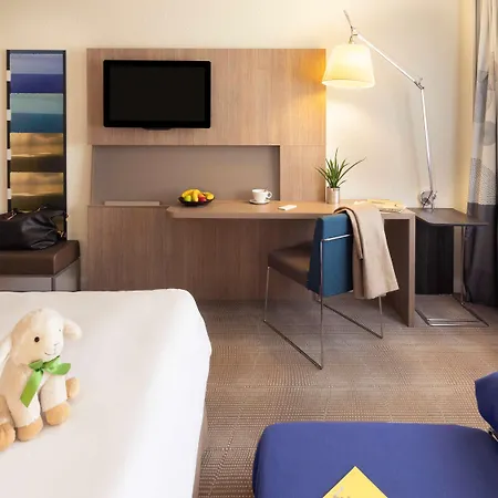 Novotel Hotel 4*