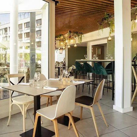 Novotel מלון נאנסי