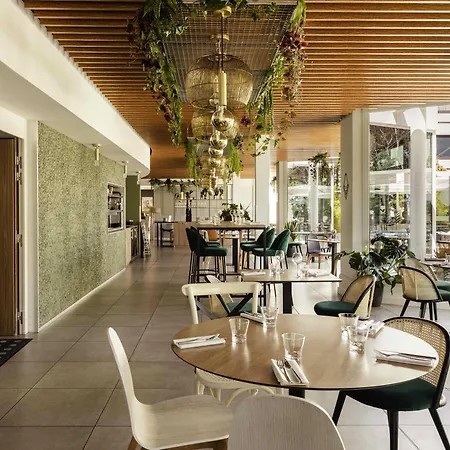 מלון Novotel